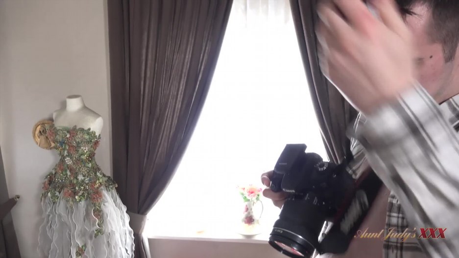 Eva May - Seduces and Fucks The Photographer
